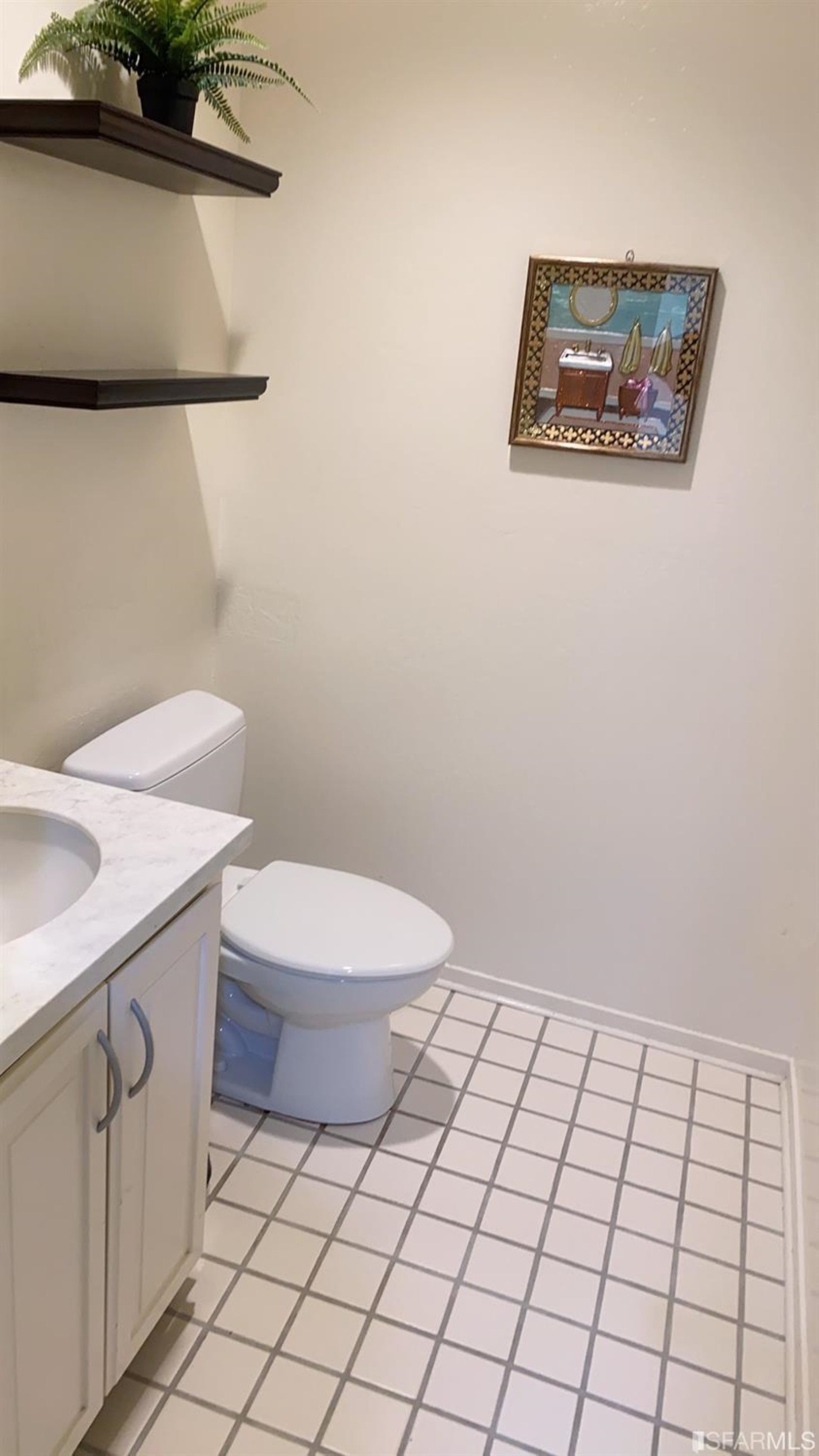 420 Camelback Road Pleasant Hill, CA 94523 - Photo 19 of 32 a bathroom with a toilet