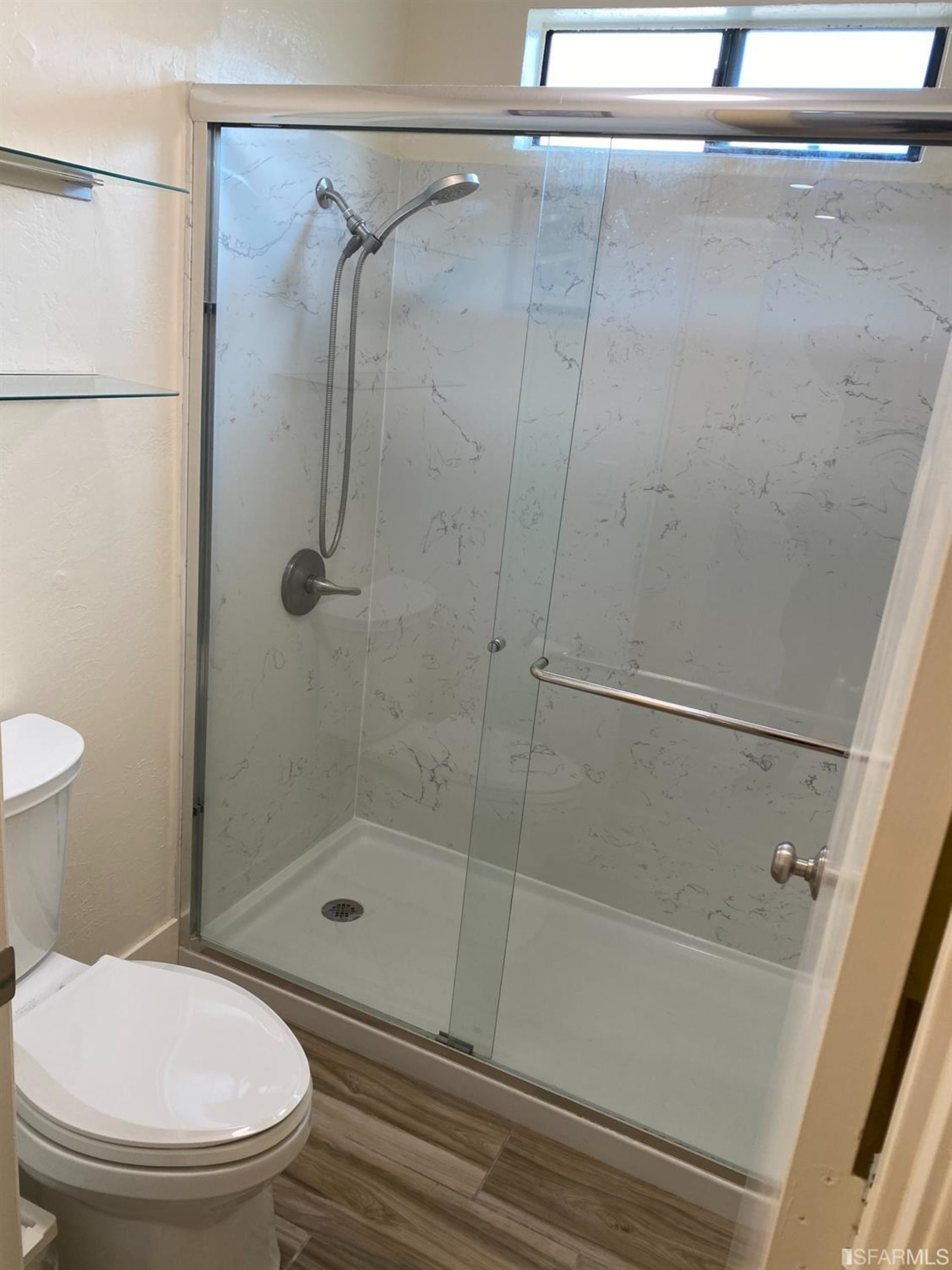 420 Camelback Road Pleasant Hill, CA 94523 - Photo 9 of 32 a bathroom with a shower and a toilet