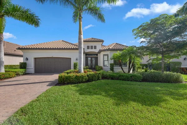 $1,985,000 | 3317 Belon Lane, Naples, FL 34114