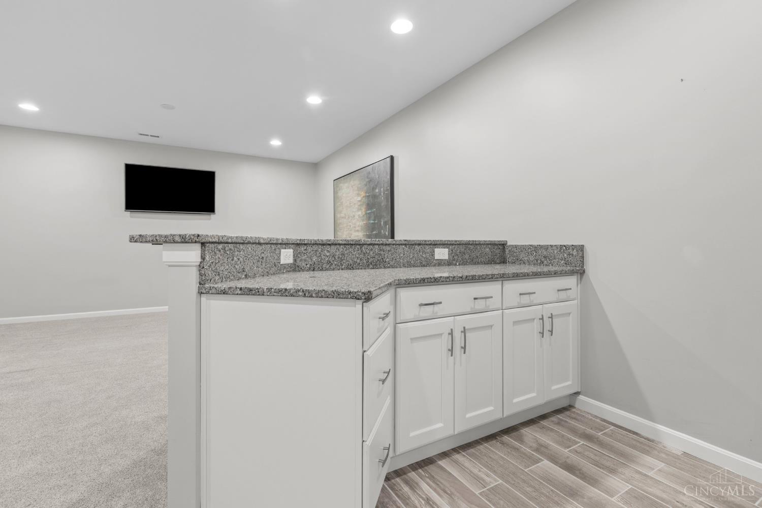 3655 Brotherton Road Cincinnati, OH 45209 - Photo 37 of 52