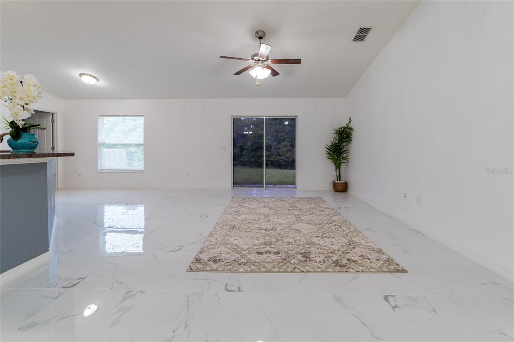 5107 Southwest 165th St Road Ocala, FL 34473 - Photo 4 of 34 a view of an entryway