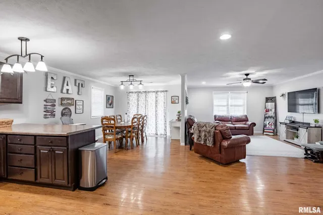 $269,000 | 307 Noah Lane, Carterville, IL 62918