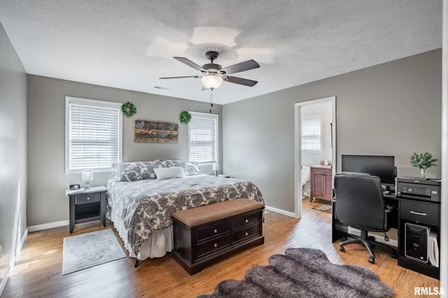 $269,000 | 307 Noah Lane, Carterville, IL 62918