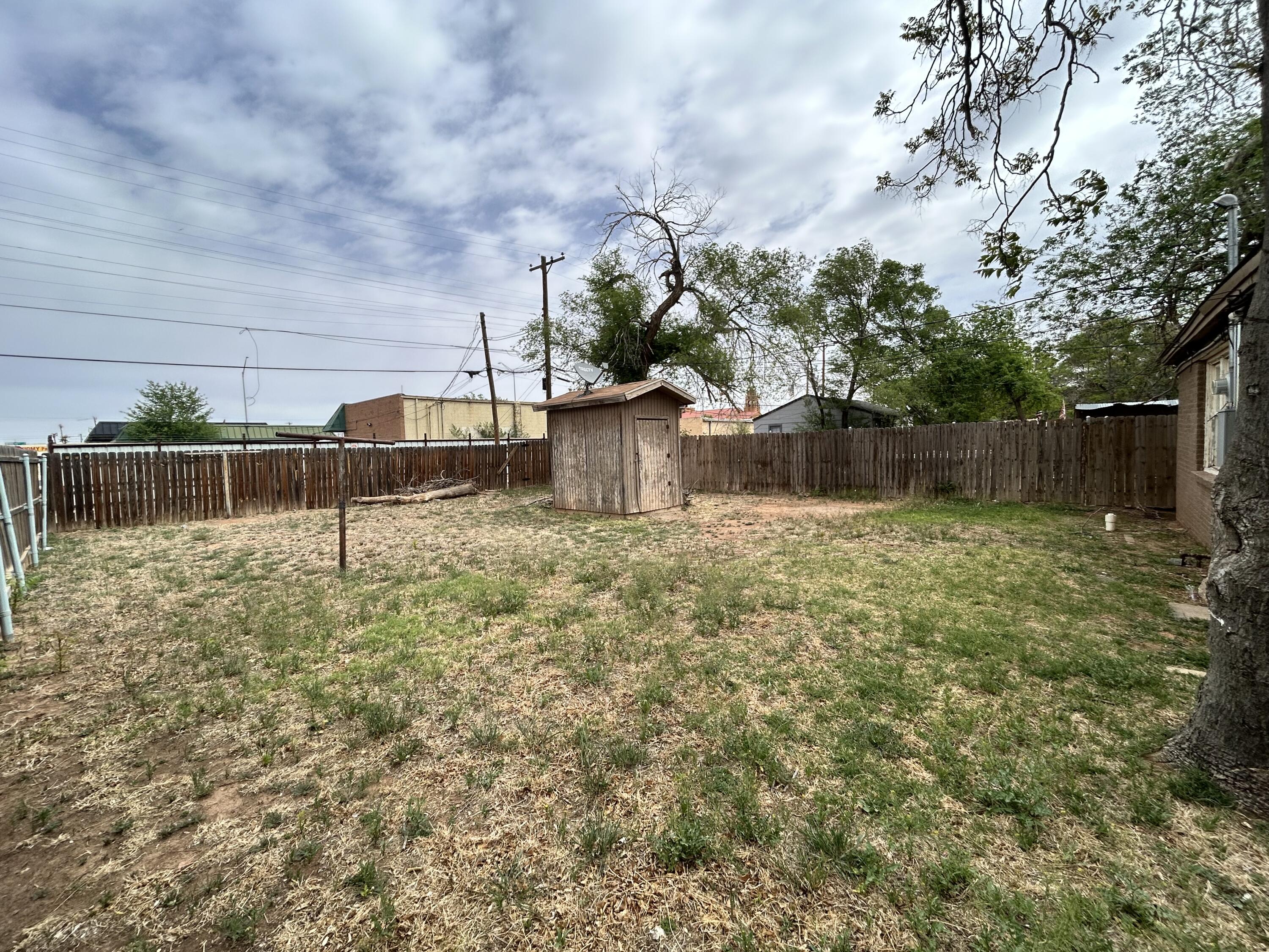 2124 20th Street Lubbock, TX 79411 - Photo 15 of 15 IMG_8677