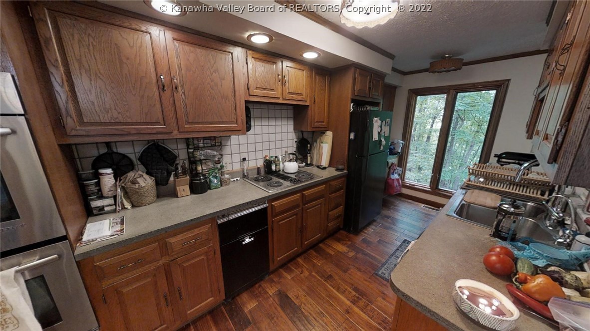 1585 Hampton Road Charleston, WV 25314 - Photo 10 of 29 Gallery Image 10