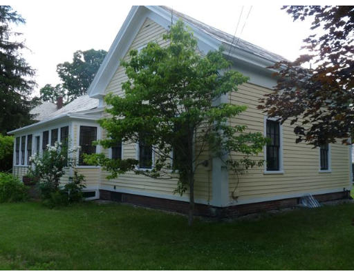 156 Montague Road Amherst, MA 01002 - Photo 3 of 14
