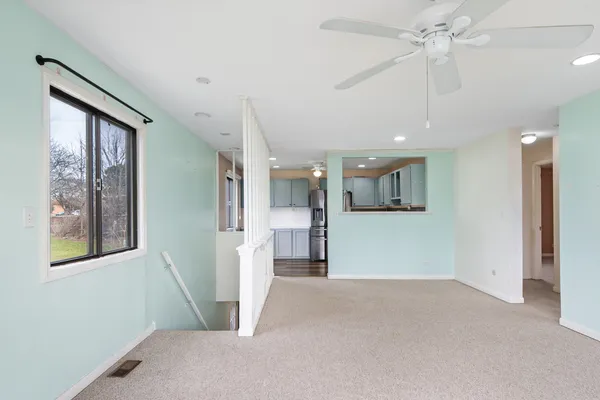 $250,000 | 119 Brewster Court, Unit A, Bloomingdale, IL 60108