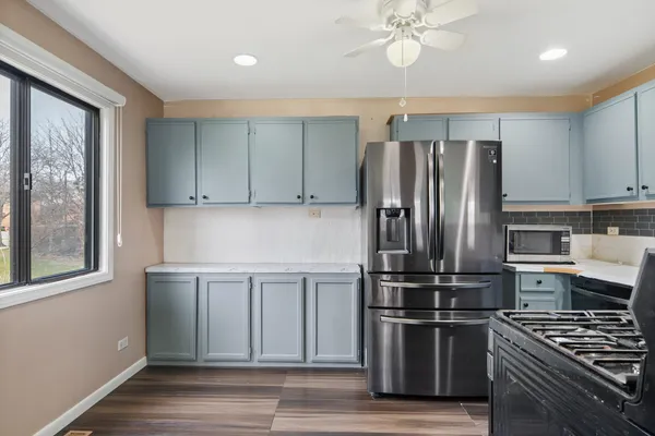 $250,000 | 119 Brewster Court, Unit A, Bloomingdale, IL 60108