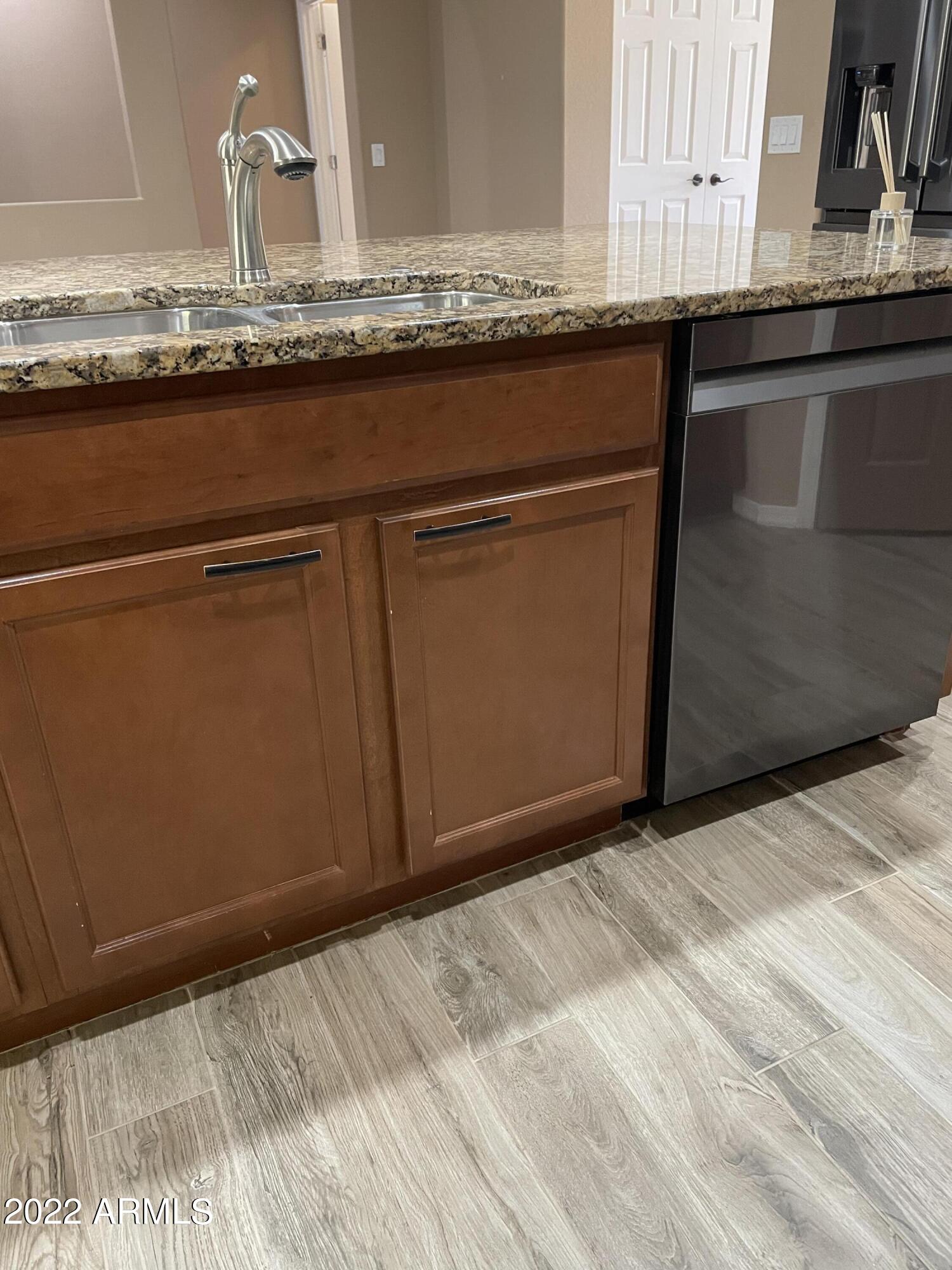 2616 West Rabjohn Road Phoenix, AZ 85085 - Photo 13 of 21 47DB5410-B857-4BFC-B4E8-F977237800C0