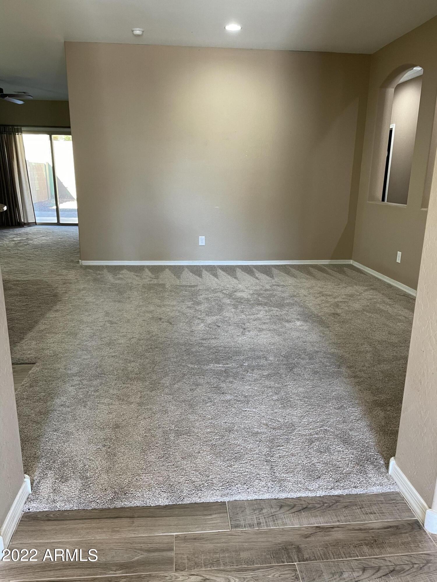 2616 West Rabjohn Road Phoenix, AZ 85085 - Photo 6 of 21 92446085-5223-4B44-9AE3-C2D9C8A35C02