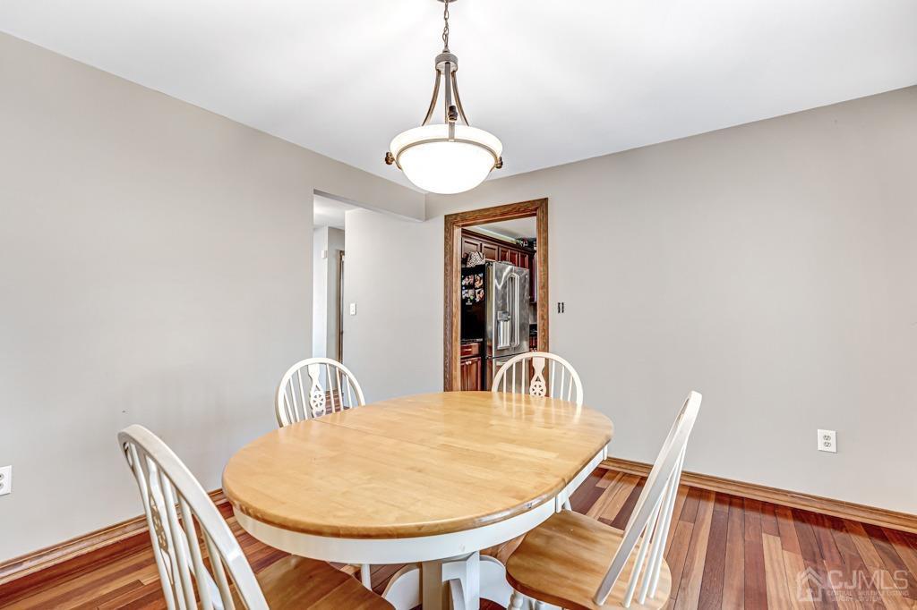23 Sycamore Road Middlesex, NJ 08846 - Photo 9 of 23 Gallery Image 9