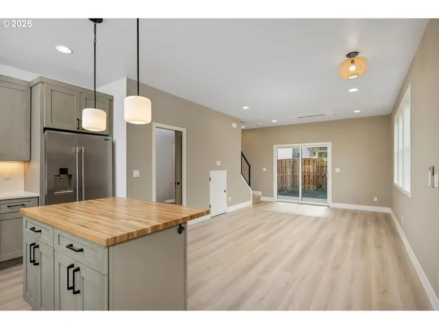 $469,900 | 2622 North Kilpatrick Street, Portland, OR 97217