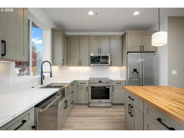 $469,900 | 2622 North Kilpatrick Street, Portland, OR 97217