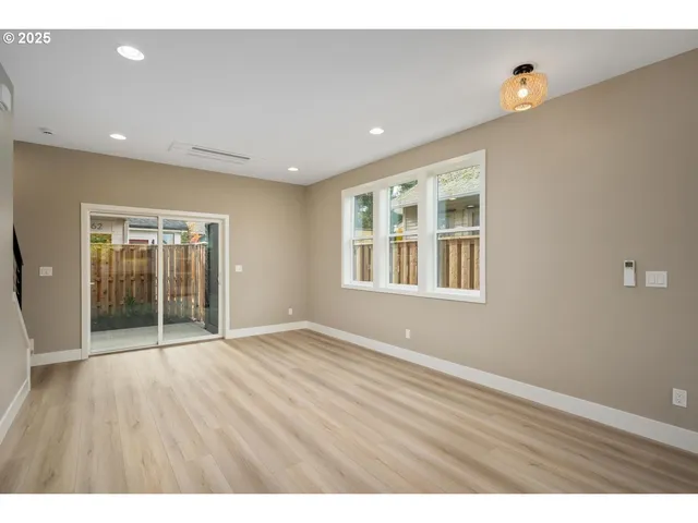$469,900 | 2622 North Kilpatrick Street, Portland, OR 97217