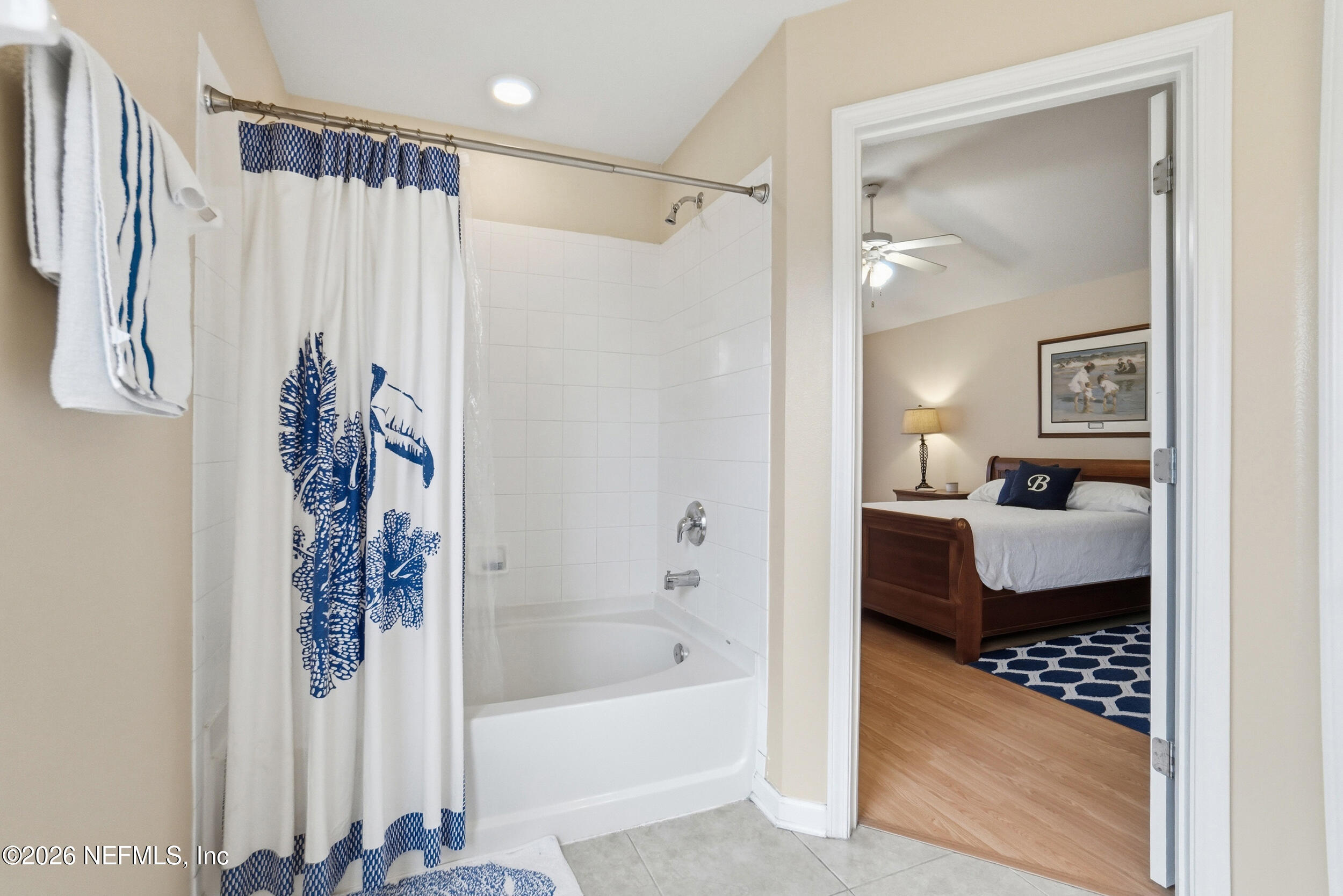 4141 Rolling Ridge Way Jacksonville, FL 32216 - Photo 16 of 33 Primary Bathroom with garden tub