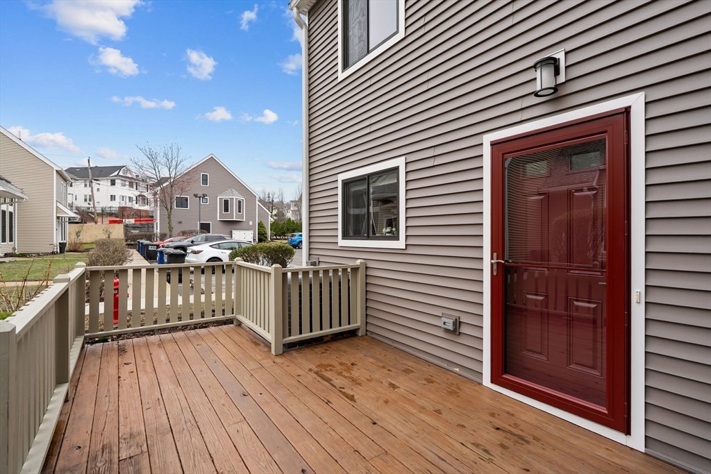 115 Governor Winthrop Road, Unit 115 Somerville, MA 02145 - Photo 13 of 30