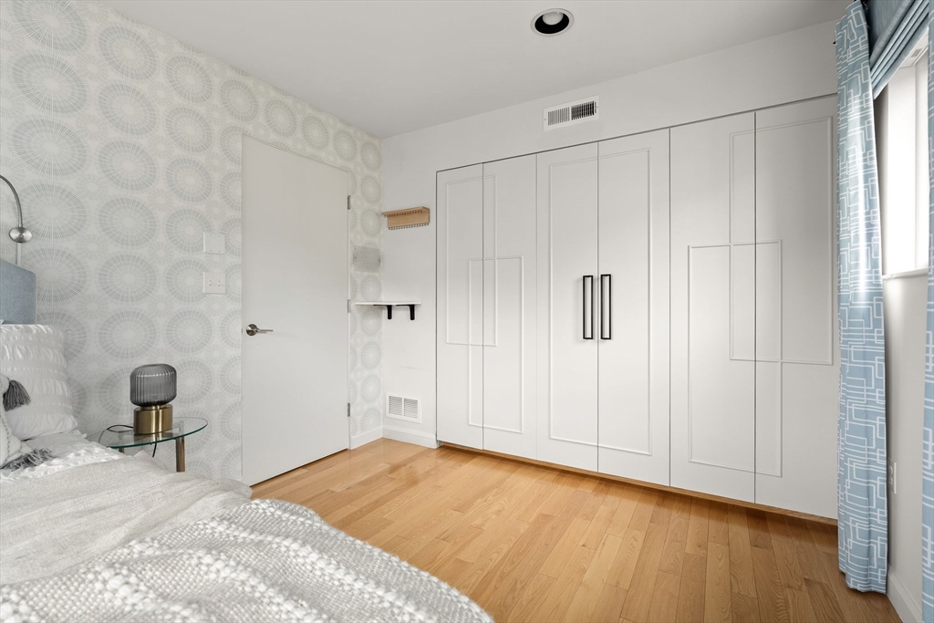 115 Governor Winthrop Road, Unit 115 Somerville, MA 02145 - Photo 17 of 30