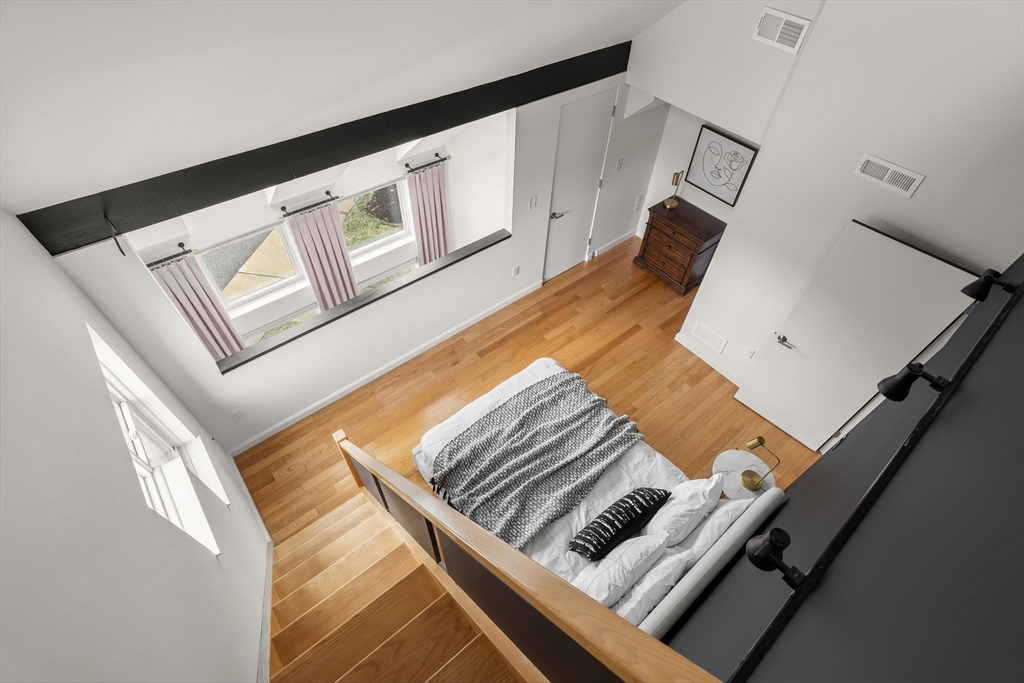 115 Governor Winthrop Road, Unit 115 Somerville, MA 02145 - Photo 23 of 30