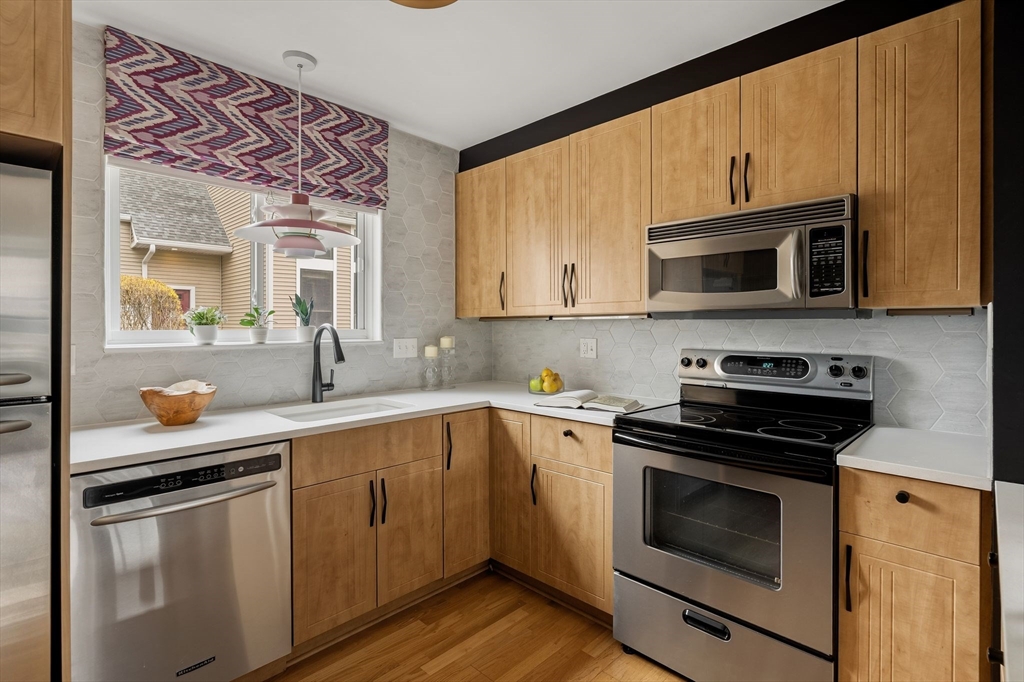 115 Governor Winthrop Road, Unit 115 Somerville, MA 02145 - Photo 9 of 30