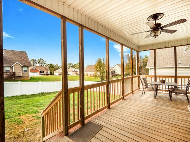 244 Hunting Ridge Circle Rock Spring, GA 30739 - Photo 8 of 43 244_HuntingRidgeCir-33 (640x480)
