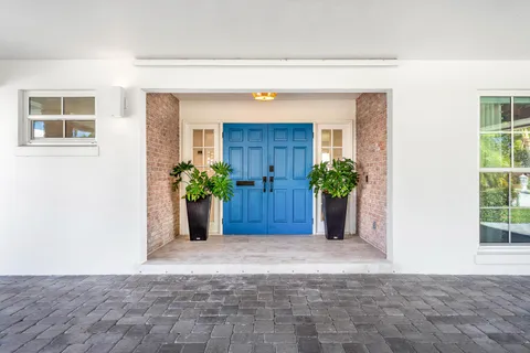 $689,900 | 351 Colony Key Circle, Atlantis, FL 33462