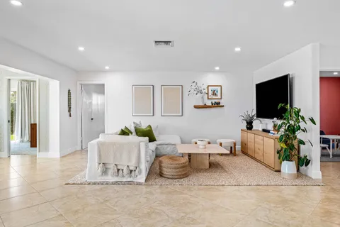 $689,900 | 351 Colony Key Circle, Atlantis, FL 33462