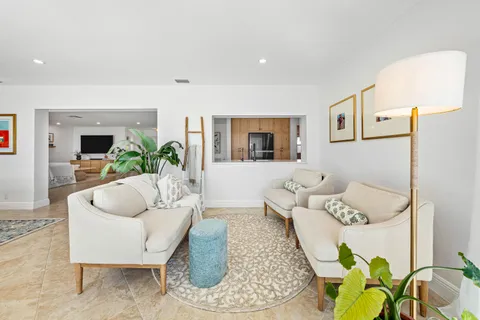 $689,900 | 351 Colony Key Circle, Atlantis, FL 33462