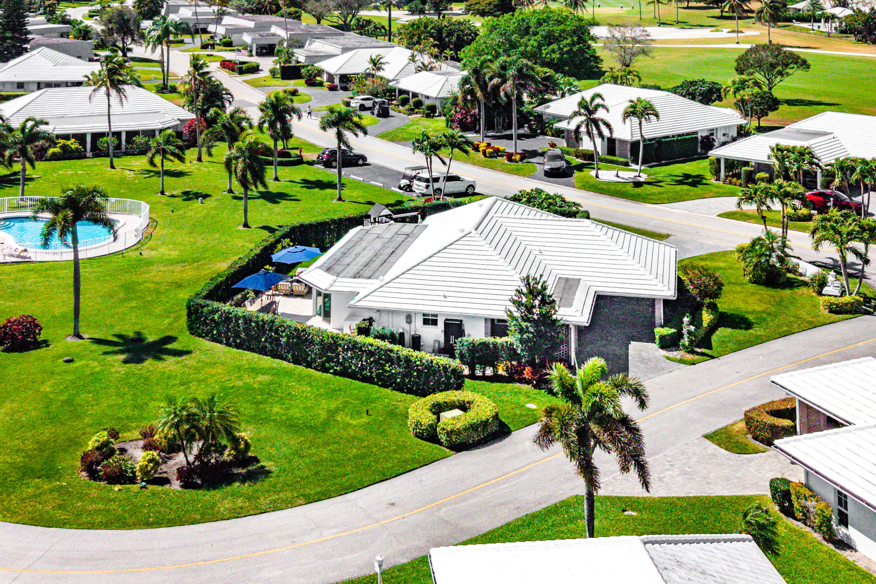 351 Colony Key Circle Atlantis, FL 33462 - Photo 3 of 71 054-351ColonyKeyCircle-Atlantis-FL-33462