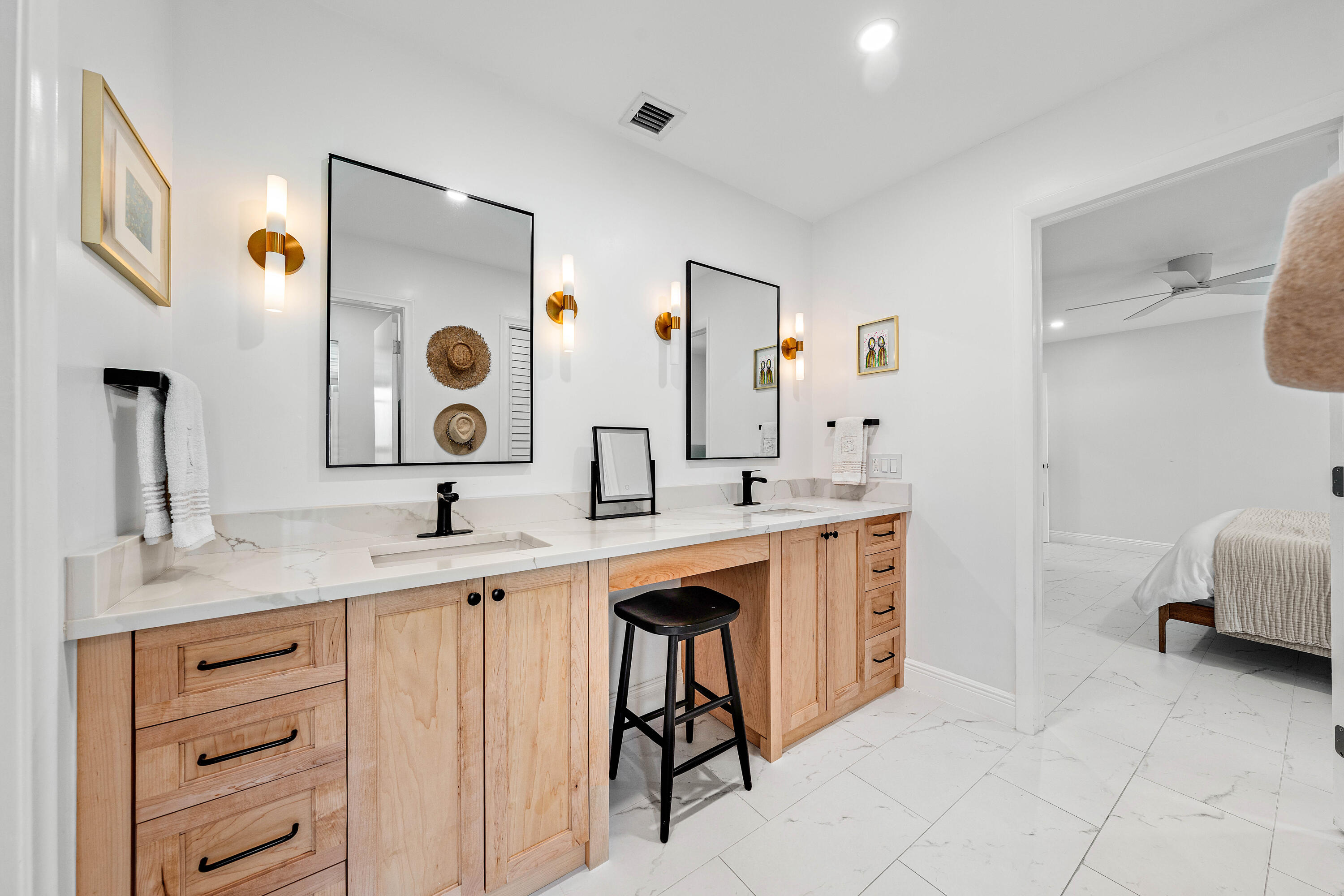 351 Colony Key Circle Atlantis, FL 33462 - Photo 33 of 71 029-351ColonyKeyCircle-Atlantis-FL-33462