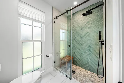 $689,900 | 351 Colony Key Circle, Atlantis, FL 33462