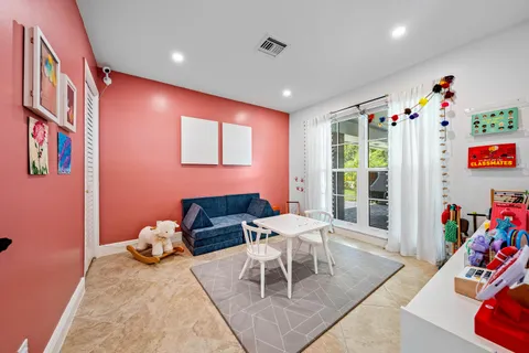 $689,900 | 351 Colony Key Circle, Atlantis, FL 33462