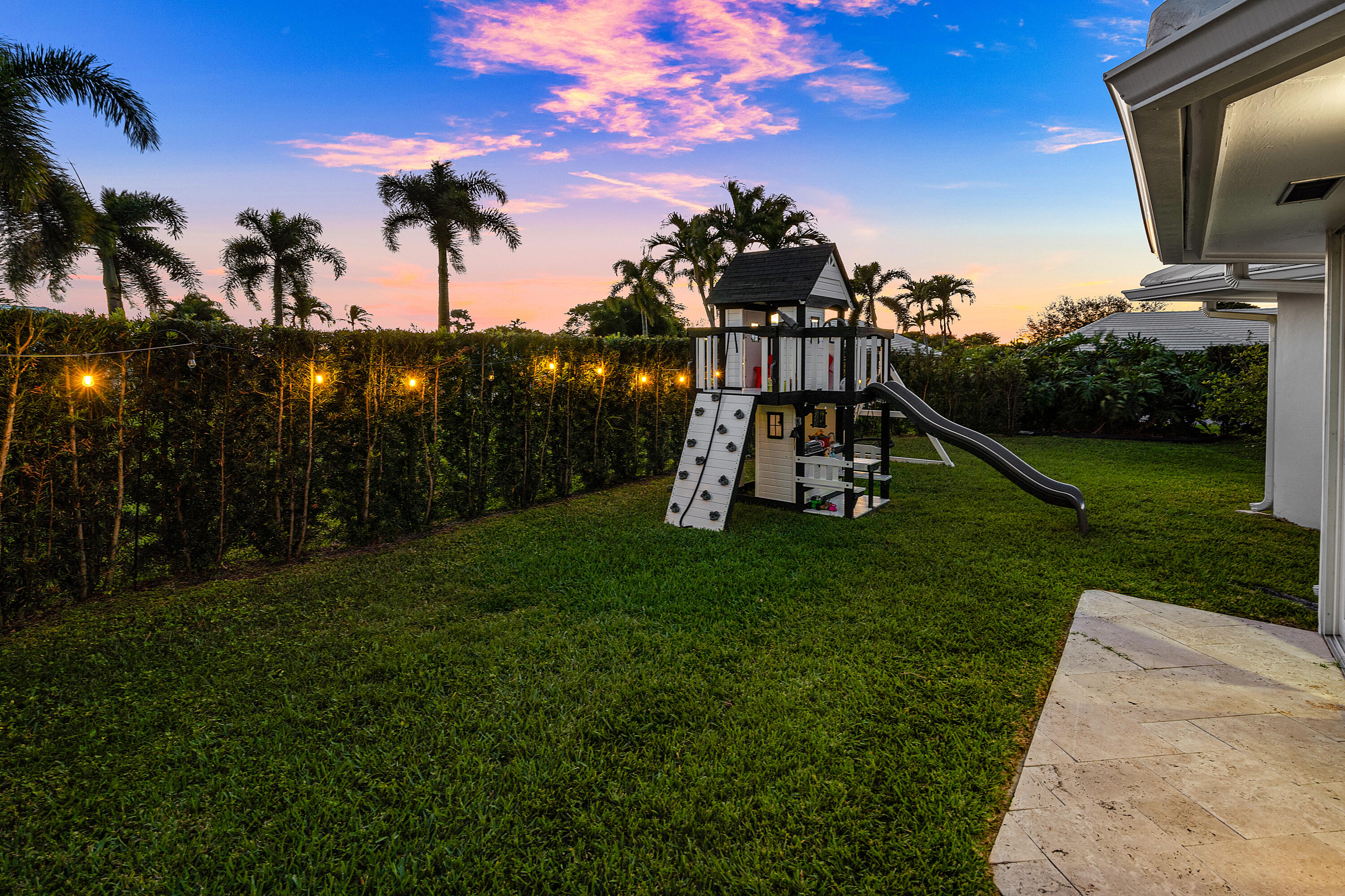 351 Colony Key Circle Atlantis, FL 33462 - Photo 59 of 71 072-351ColonyKeyCircle-Atlantis-FL-33462