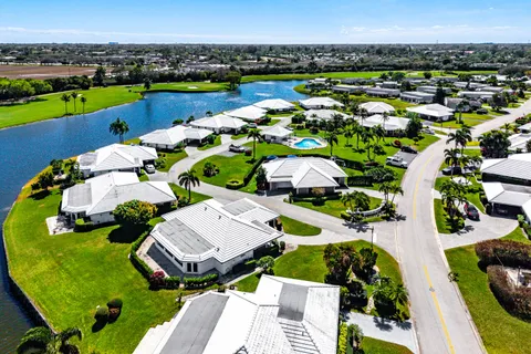 $689,900 | 351 Colony Key Circle, Atlantis, FL 33462