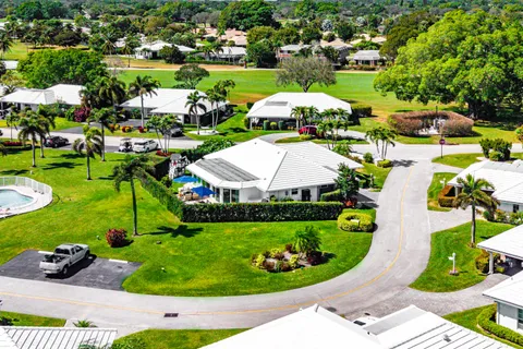 $689,900 | 351 Colony Key Circle, Atlantis, FL 33462