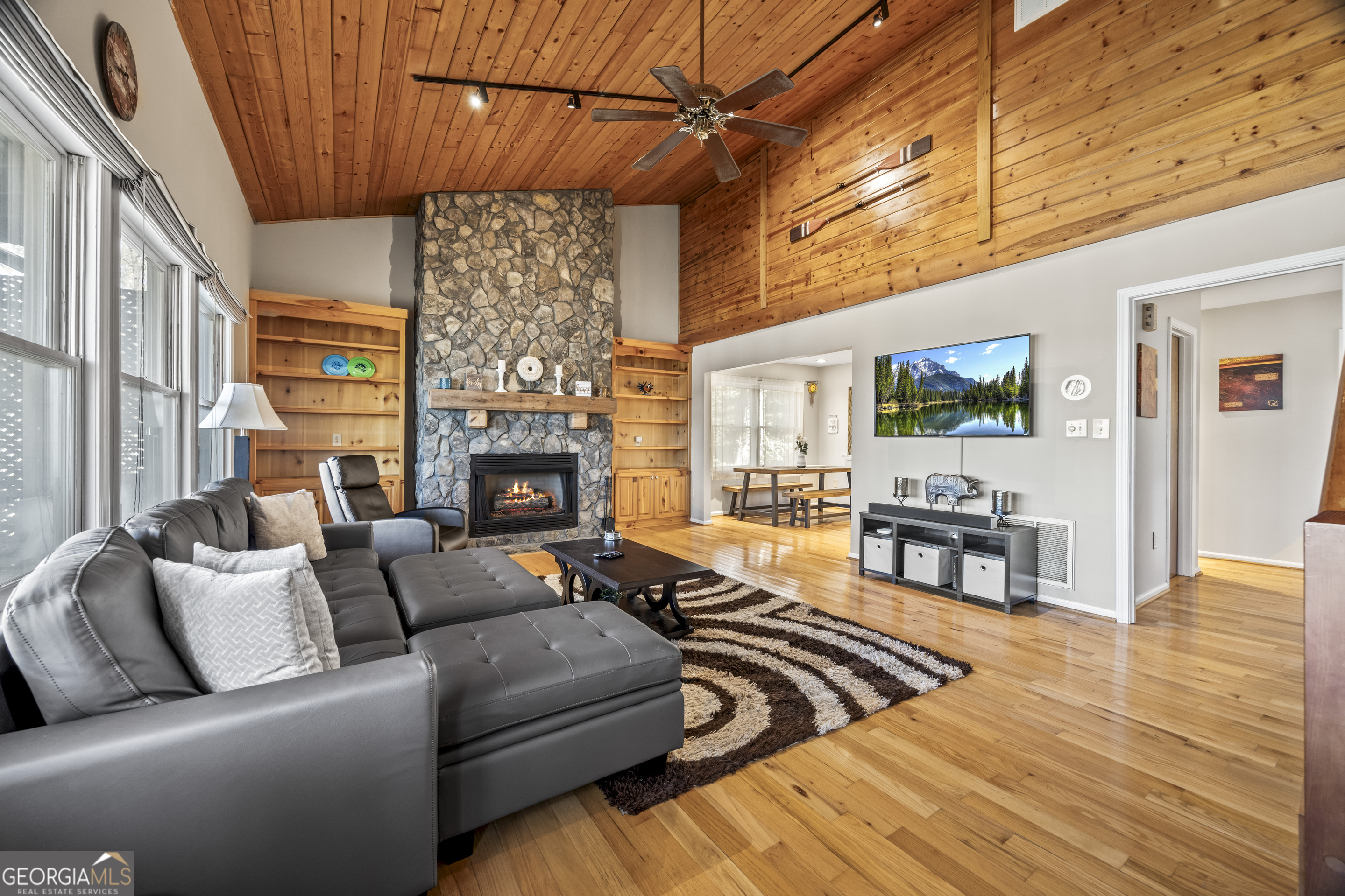 59 Waters Edge Extension Martin, GA 30557 - Photo 26 of 48 a living room with furniture fireplace and flat screen tv