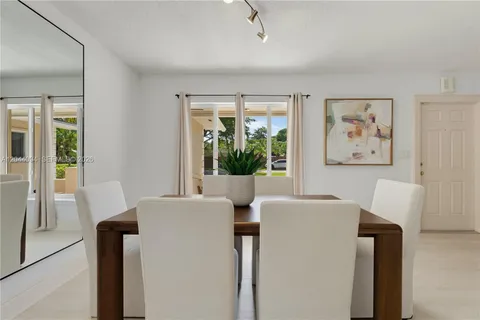 $895,000 | 18250 Southwest 88th Place, Palmetto Bay, FL 33157