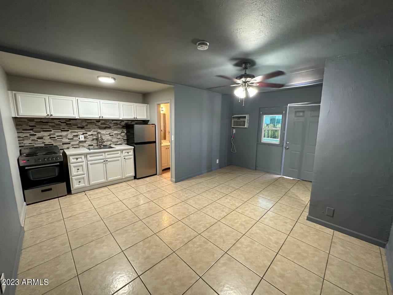 1040 East Fairmount Avenue, Unit 2 Phoenix, AZ 85014 - Photo 2 of 6 Unit 3