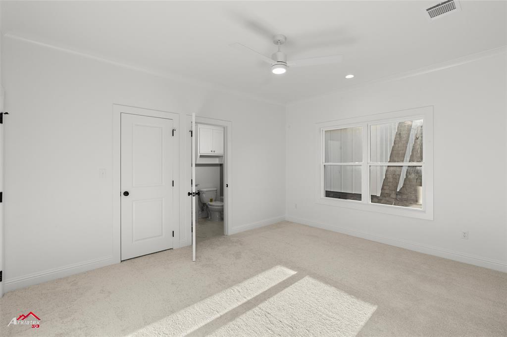 35 Turtle Creek Drive Benton, LA 71006 - Photo 29 of 32 a view of an empty room with a window