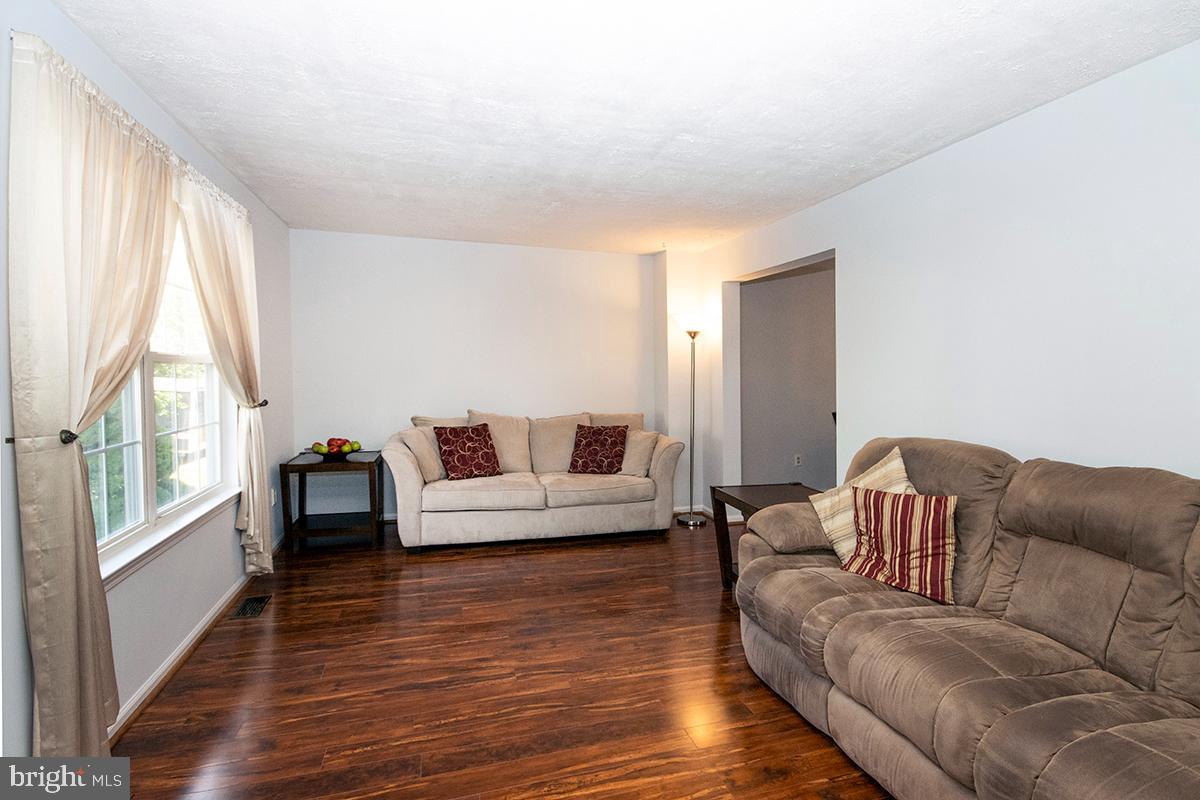 25 Country Club Road Pine Hill, NJ 08021 - Photo 16 of 38