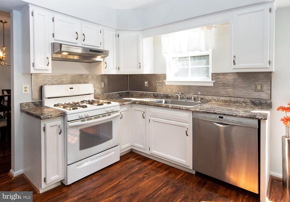 25 Country Club Road Pine Hill, NJ 08021 - Photo 6 of 38