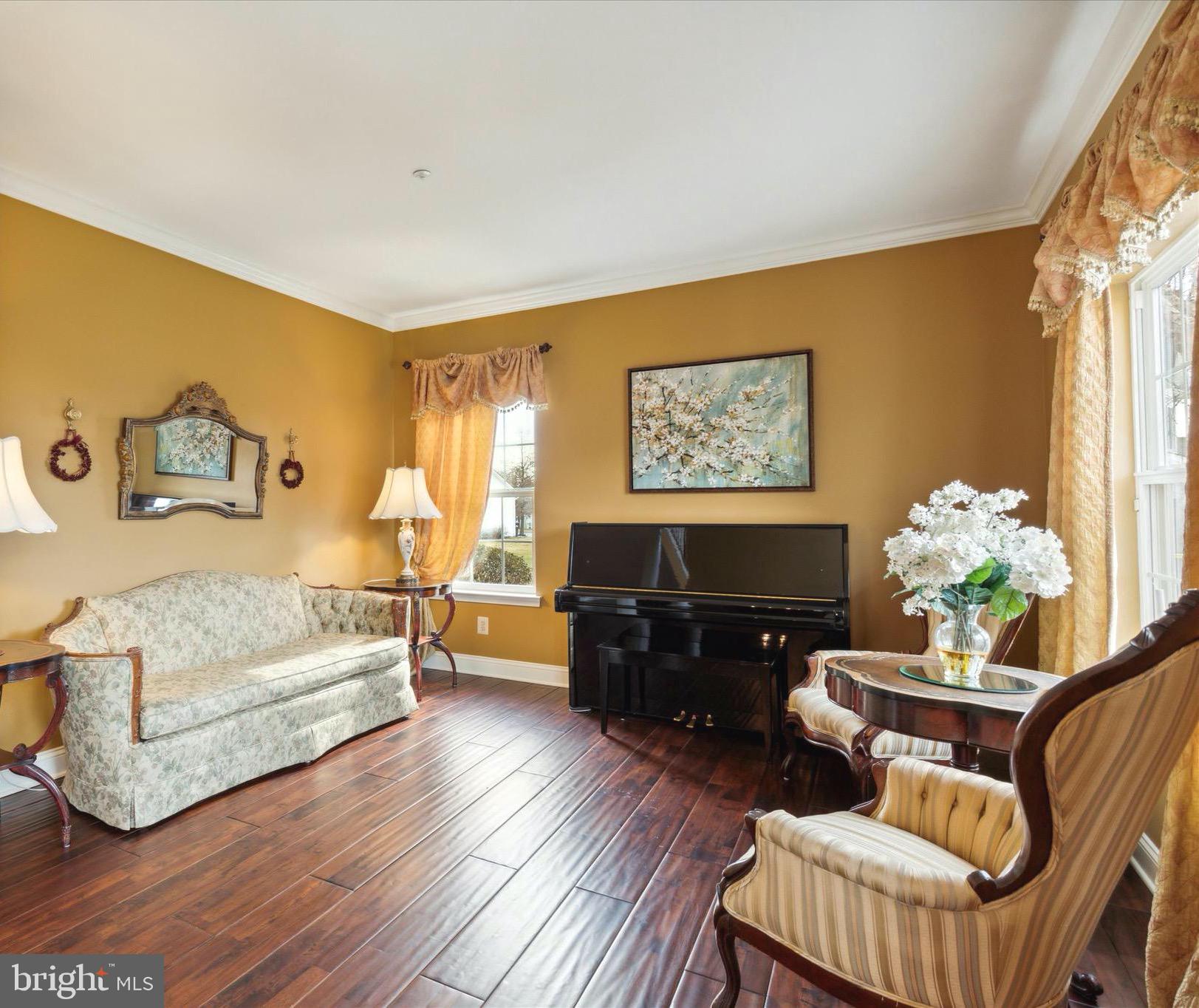 3205 Riding Court Chalfont, PA 18914 - Photo 11 of 27 Living Room