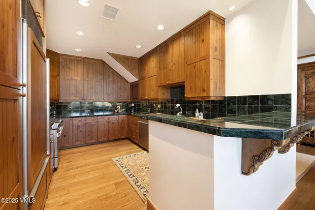 $5,549,000 | 205 Bear Paw, Unit C302, Avon, CO 81620