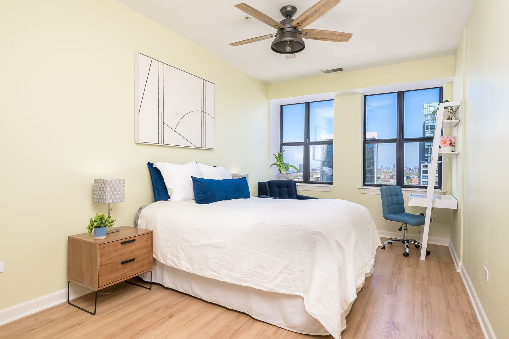 451 West Huron Street, Unit 1502 Chicago, IL 60654 - Photo 13 of 24