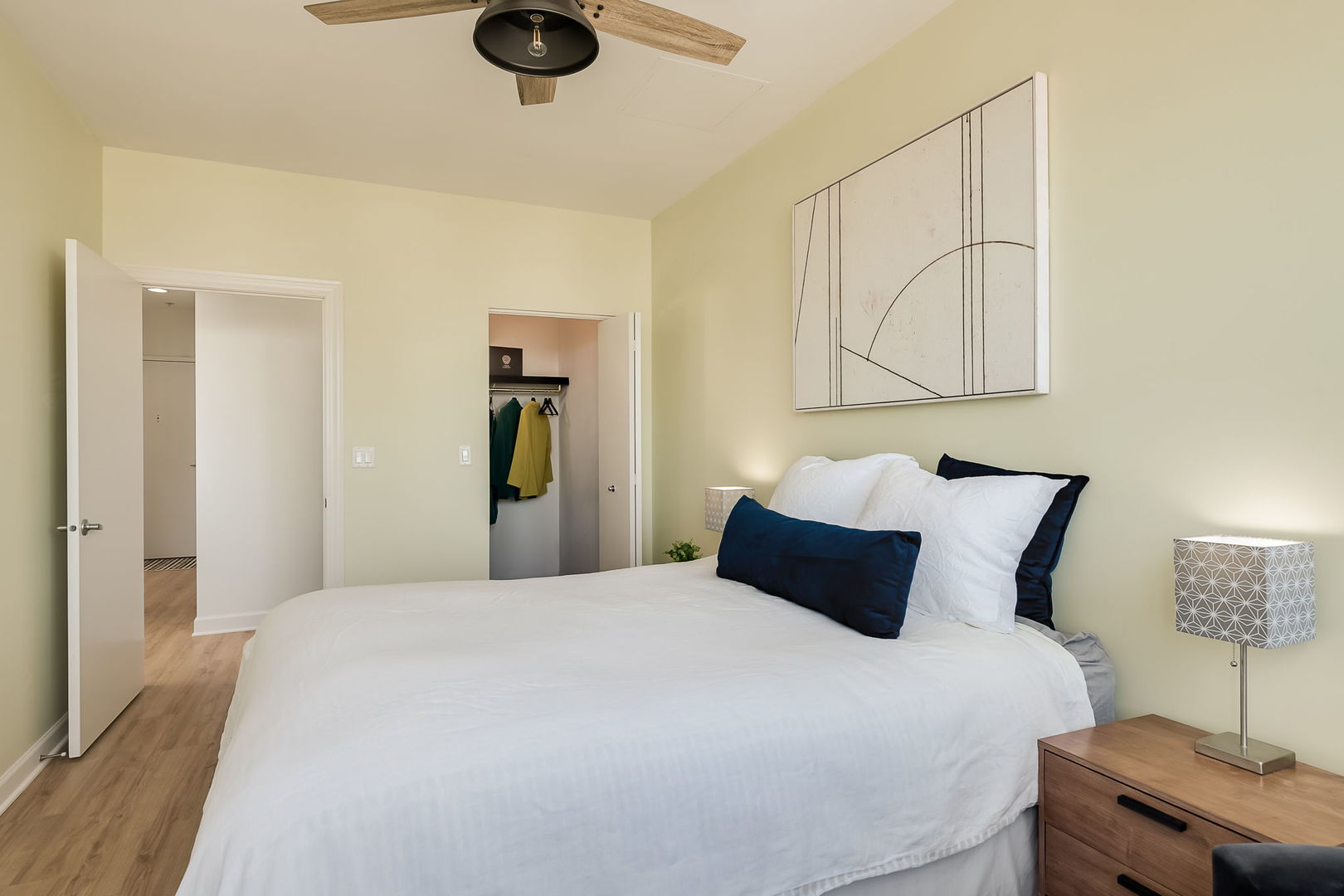 451 West Huron Street, Unit 1502 Chicago, IL 60654 - Photo 17 of 24