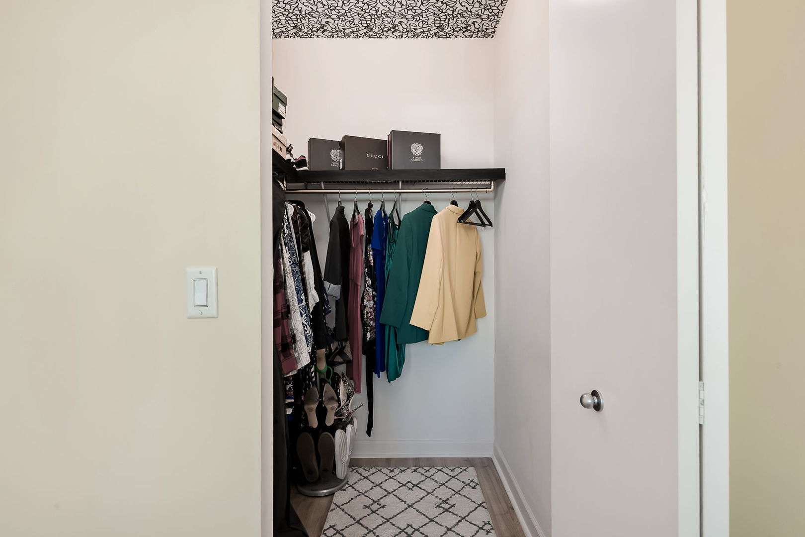 451 West Huron Street, Unit 1502 Chicago, IL 60654 - Photo 18 of 24