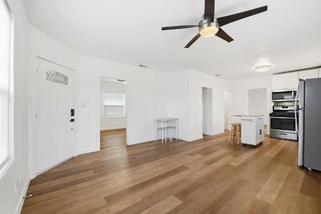 $545,000 | 702 Dixieanne Avenue, Sacramento, CA 95815