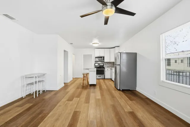 $545,000 | 702 Dixieanne Avenue, Sacramento, CA 95815