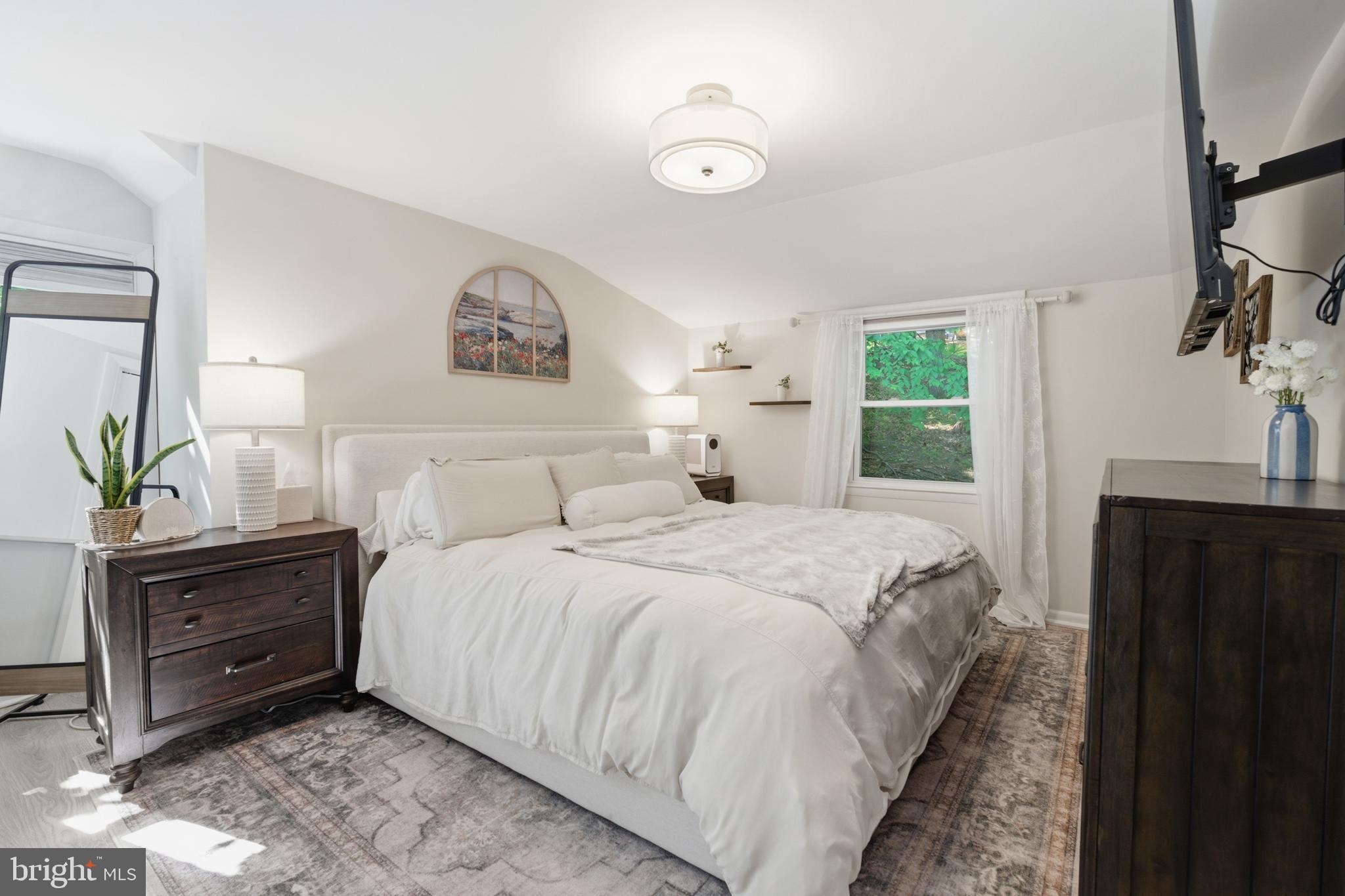 582 Forest Road Wayne, PA 19087 - Photo 22 of 44