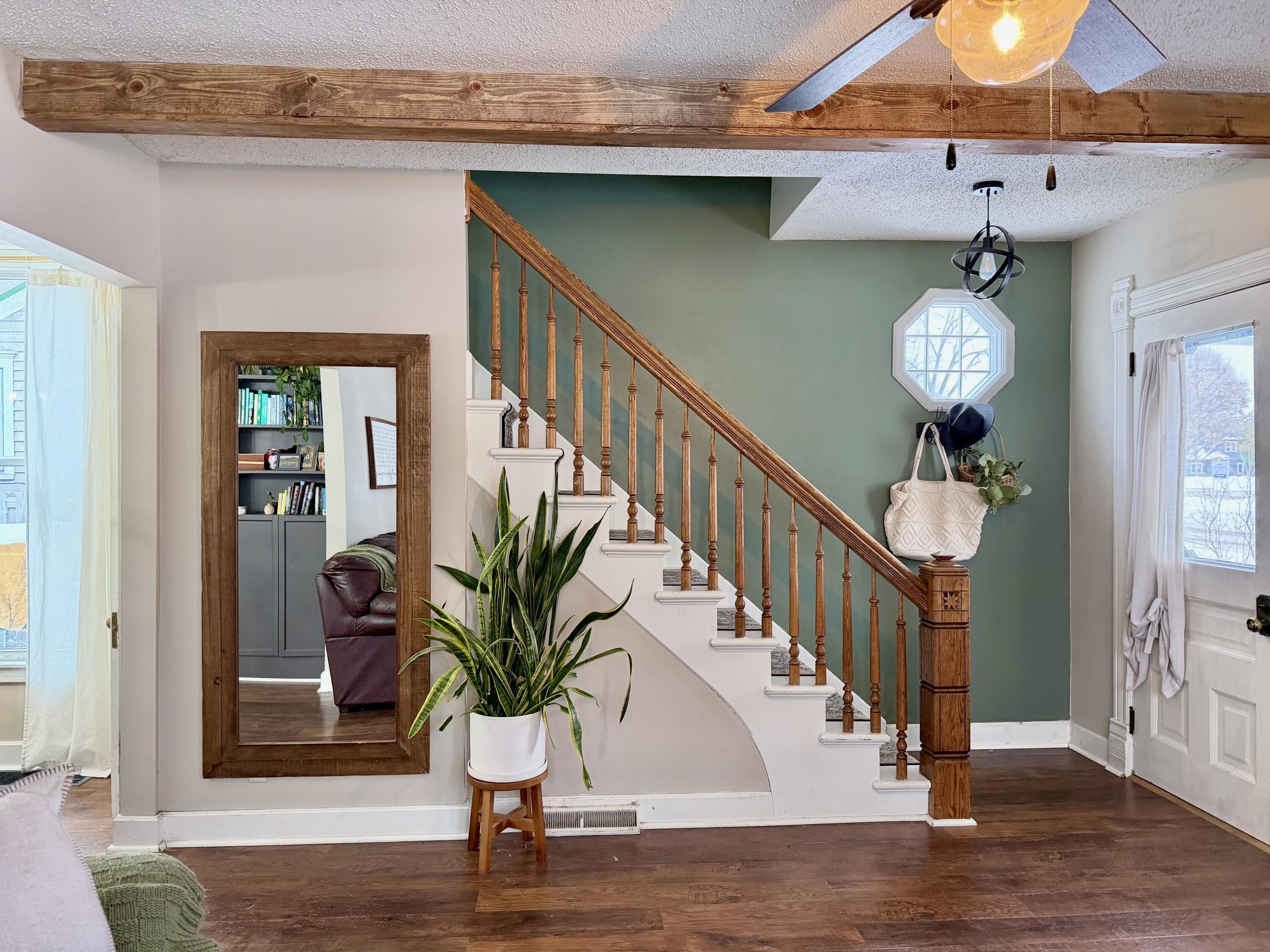 253 14th Street Winona, MN 55987 - Photo 23 of 30 23 living room