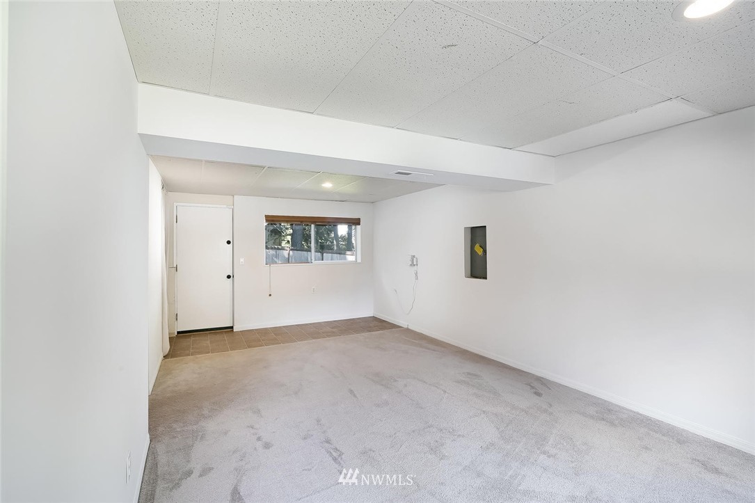 19910 34th Drive Southeast Bothell, WA 98012 - Photo 12 of 18